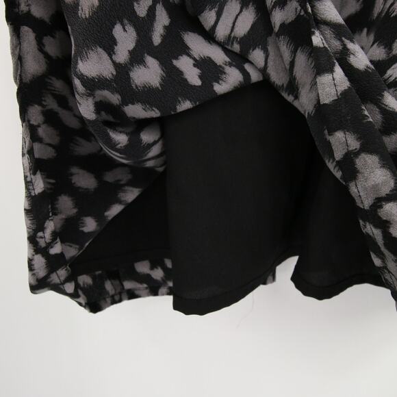 Joie Top Black Gray Leopard Print Pattern Sleeveless Round Neck Silk Size Small - Picture 7 of 9